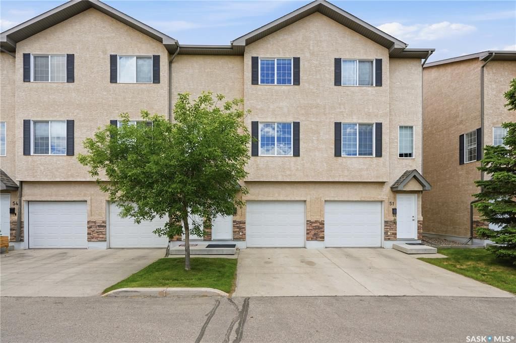 Lakewood 两房联排|#52-118 Pawlychenko Ln